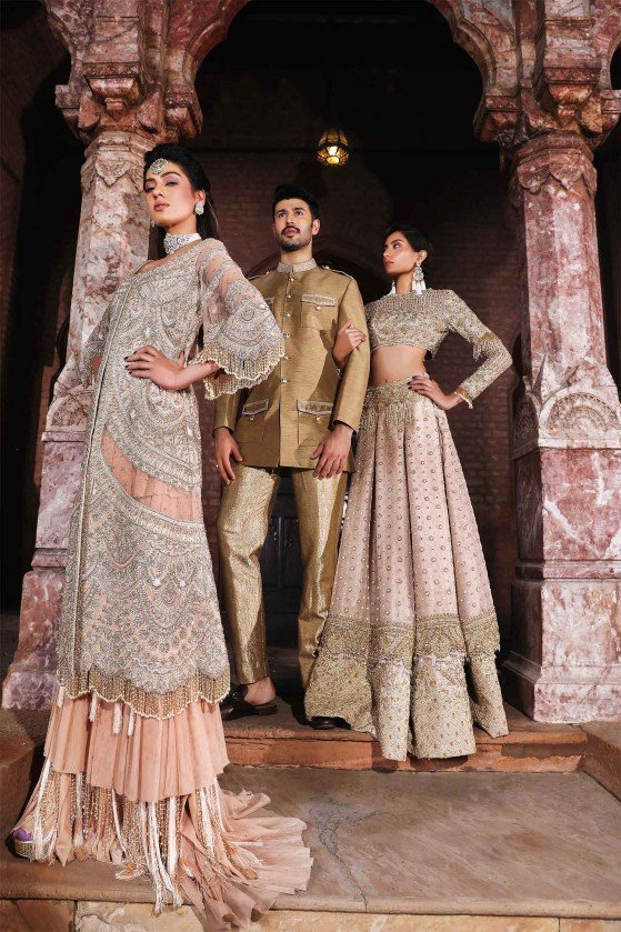 MOROCCAN TWIST - GOLD FLARE JACKET - JODHPUR